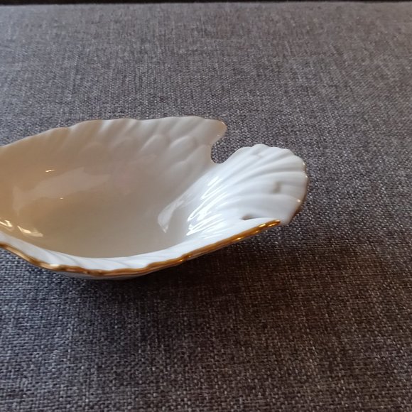 Lenox Holiday Bird/Dove Nut Candy dish Gold Edge Made in USA - Picture 7 of 7